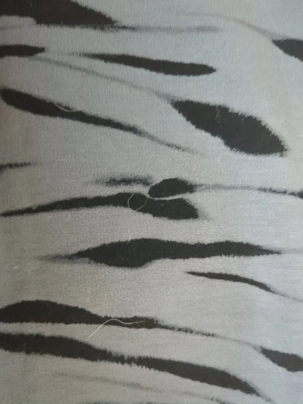 L Animal Print Work Out Leggings - Picture 7 of 7